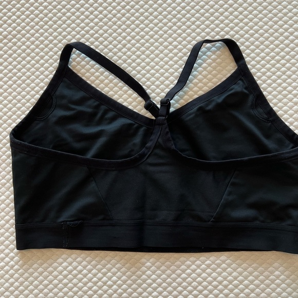 Nike Pro Sports Bra - Picture 2 of 2